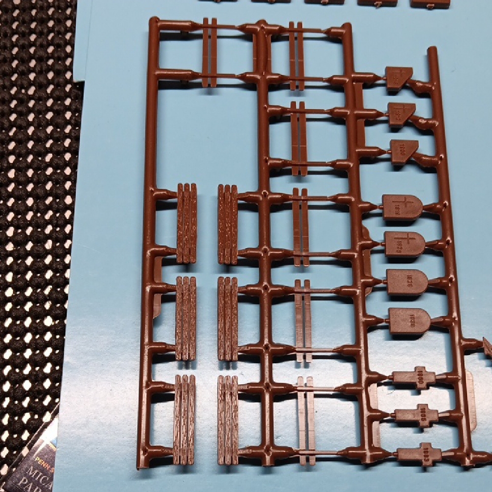 Ho Scale Graveyard Details